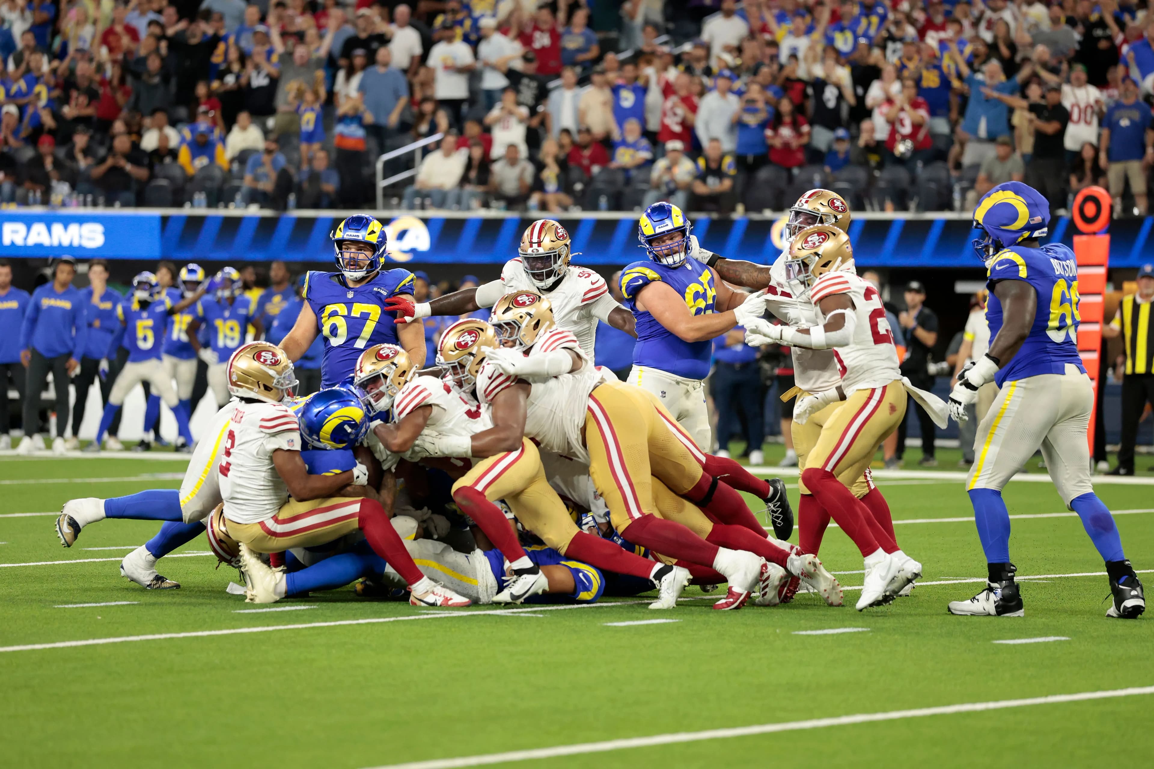 Die Der Rams NFL - Los Angeles Rams: Matthew Stafford verteidigt den umstrittenen ...